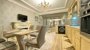 2-комнатная квартира в новостройке Karat Stroy, 120 кв.м