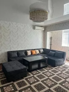 2-комнатная квартира в районе Дружба, 55 м², 8/9 эт.