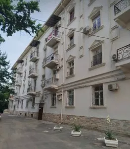 2-комнатная квартира в центре, ул. Нукусская, 60 м²