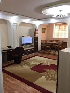2-комнатная квартира в Яккасарайском районе, метро Космонавт