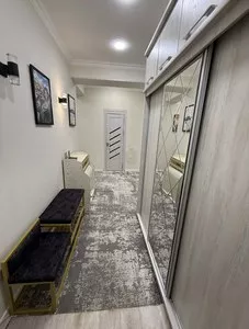 2-комнатная квартира в Яшнабоде, ЖК Аристократ, 4/7 этаж, 76 м²