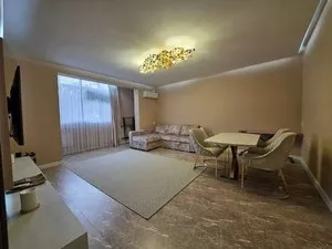 2-комнатная квартира в Юнусабадском районе, 60 м², с мебелью