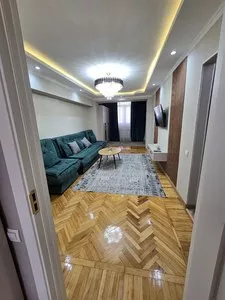 2-комнатная квартира в Юнусабадском районе, Ц5, 60 кв.м, авторский ремонт