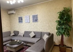 2-комнатная квартира в Юнусободе, 50 м², 2 этаж из 4
