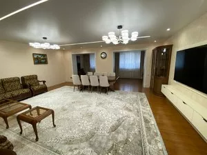 3-комнатная квартира, 150 м², 1 этаж, ул. Моштабиб