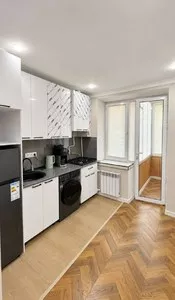 3-комнатная квартира, 70 м², 2/4 этаж, Шайхантахурский район, Лабзак