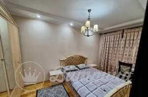 3-комнатная квартира, 70 м², 3/4 этаж, метро Ойбек