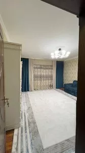 3-комнатная квартира, 71 м², Дружба Народов