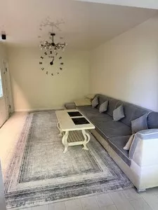 3-комнатная квартира, 77 м², 3/4 этаж, Мирзо-Улугбекский район, Ц-1