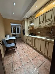 3-комнатная квартира, 84 м², 3/4 этаж, Ц1