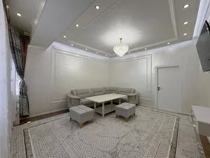 3-комнатная квартира 90 м² в новостройке на ул. Рудаки