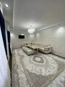 3-комнатная квартира, 92 м², 2 этаж, Спитамен