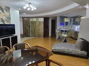 3-комнатная квартира, 95 м², Хамид Алимжана