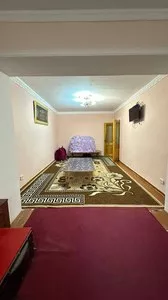 3-комнатная квартира на 4 этаже, 70 м², с гаражом, ул. Шота Руставели