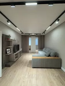 3-комнатная квартира на Бадамзаре, 80 м²