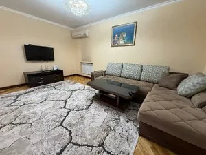 3-комнатная квартира на Госпитальном массиве