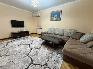 3-комнатная квартира на Госпитальном массиве