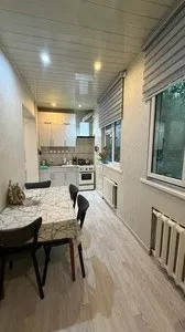 3-комнатная квартира на Максим Горький, 72 м2