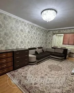 3-комнатная квартира на Максим Горький