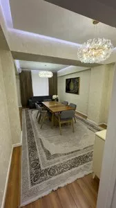 3-комнатная квартира на улице Махтумкули, 110 м2