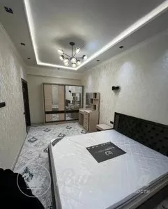 3-комнатная квартира на улице Саламатина, 96 м²