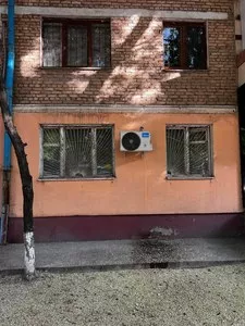 3-комнатная квартира под коммерцию в Мирзо-Улугбекском районе
