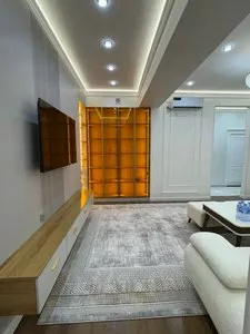 3-комнатная квартира в 9-этажном доме (8 этаж)