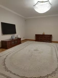 3-комнатная квартира в аренду, 145 м2, Мирабадский район