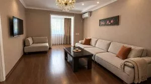 3-комнатная квартира в аренду, ЦУМ, 85 м2