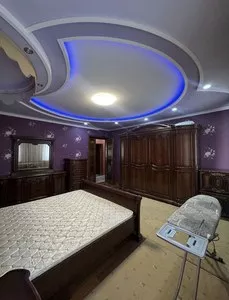 3-комнатная квартира в аренду в Шайхонтохуре, 4/9 эт., 100 м²
