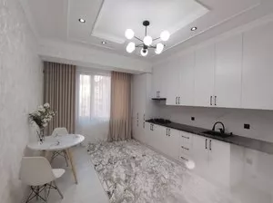 3-комнатная квартира в ЖК Азия Хаус, 86 кв.м