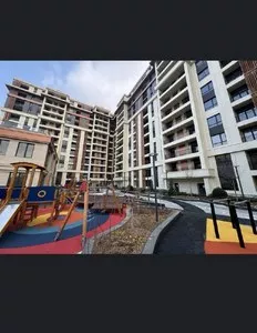 3-комнатная квартира в ЖК Celebrity Residence, 92 м2