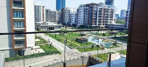 3-комнатная квартира в ЖК Гарденс, 100 м2