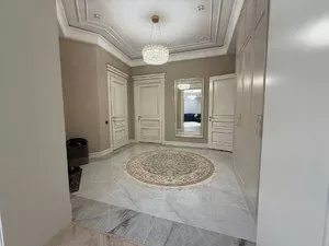 3-комнатная квартира в ЖК Kamron Palace, 170 м2