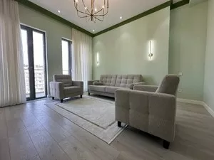 3-комнатная квартира в ЖК Mirabad Avenue, 80 м²