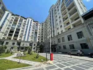 3-комнатная квартира в ЖК Мухташам, 101 м2