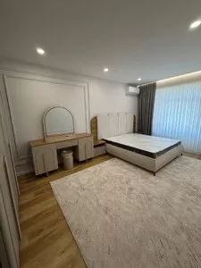 3-комнатная квартира в ЖК Neo House, 80 м2
