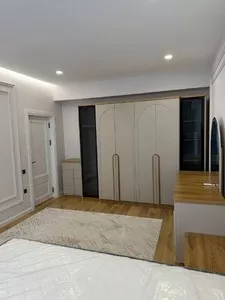 3-комнатная квартира в ЖК Neo House, 80 м2