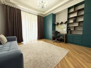 3-комнатная квартира в ЖК Via Port, 135 м²