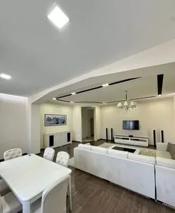 3-комнатная квартира в Мирабадском районе, 130 м2