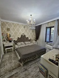 3-комнатная квартира в Мирзо-Улугбекском районе, Дархан