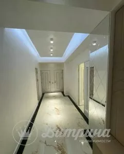 3-комнатная квартира в новостройке, Бодомзор