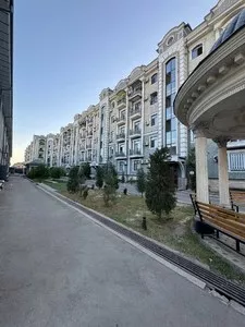 3-комнатная квартира в новостройке, Ибн Сино