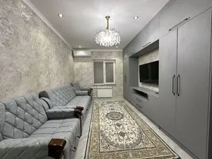 3-комнатная квартира в новостройке на Карасу-6