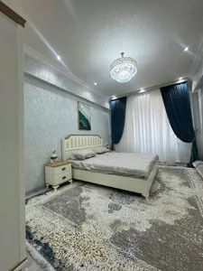3-комнатная квартира в новостройке на улице Махтумкули
