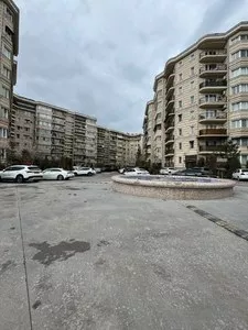 3-комнатная квартира в новостройке, Ц-15, 80 м²