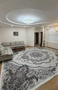 3-комнатная квартира в центре, метро Ойбек