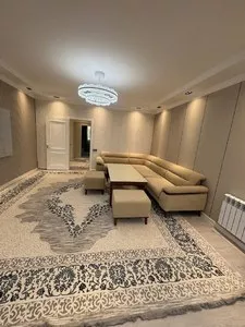 3-комнатная квартира в Якассарайском районе на ул. Бобур