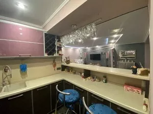 3-комнатная квартира в Яккасарайском районе