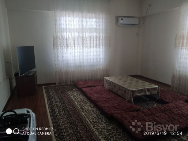 Katta eshak it uslubidagi surat Chuqur tomoq porno onlayn